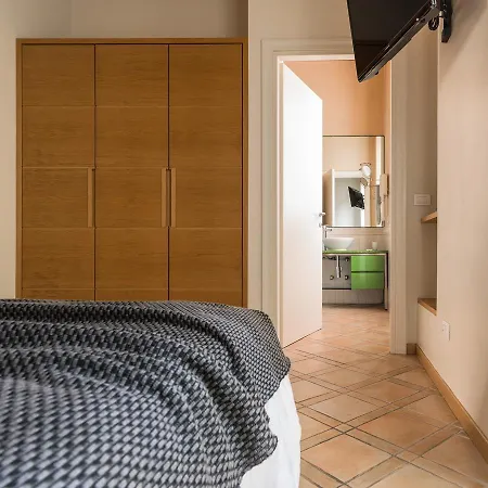 Aparthotel Ascanio Sforza - & Milan