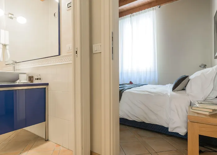 Ascanio Sforza - & Apart Otel 4*